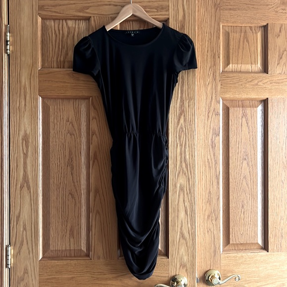 Black cap-sleeve mid length dress - Picture 1 of 3